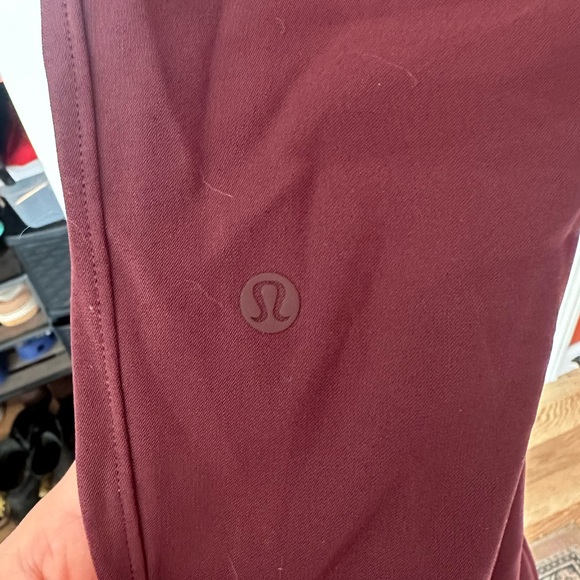 LULULEMON JOGGERS - Picture 2 of 3